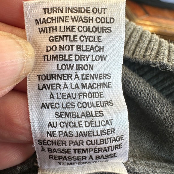 Northern Reflections sweater - Picture 3 of 5